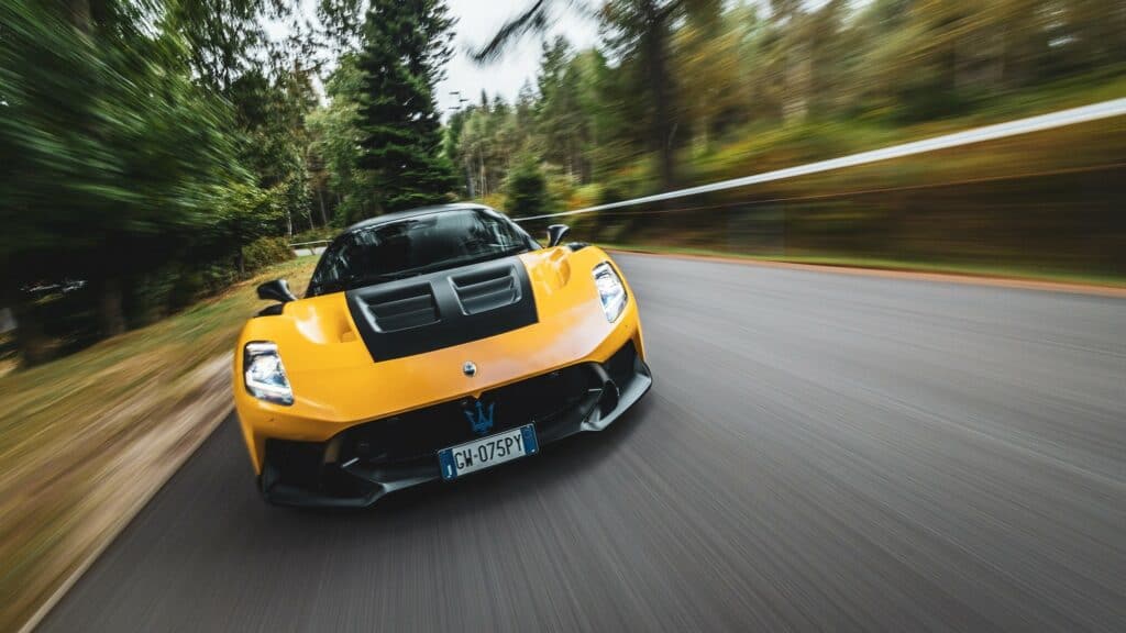 Maserati GT2 Stradale блесна на “TUTTO BENE Hillclimb” в Италия: 640 к.с., ускорение 0–100 за 2,7 сек и над 320 км/ч – спорт и елегантност в едно.