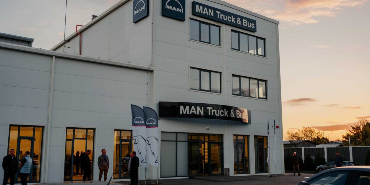 MVB Truck & Bus Bulgaria откри нов сервизен център на MAN във Варна. Инвестицията разширява присъствието на марката в Североизточна България и подкрепя развитието на транспортния сектор у нас.